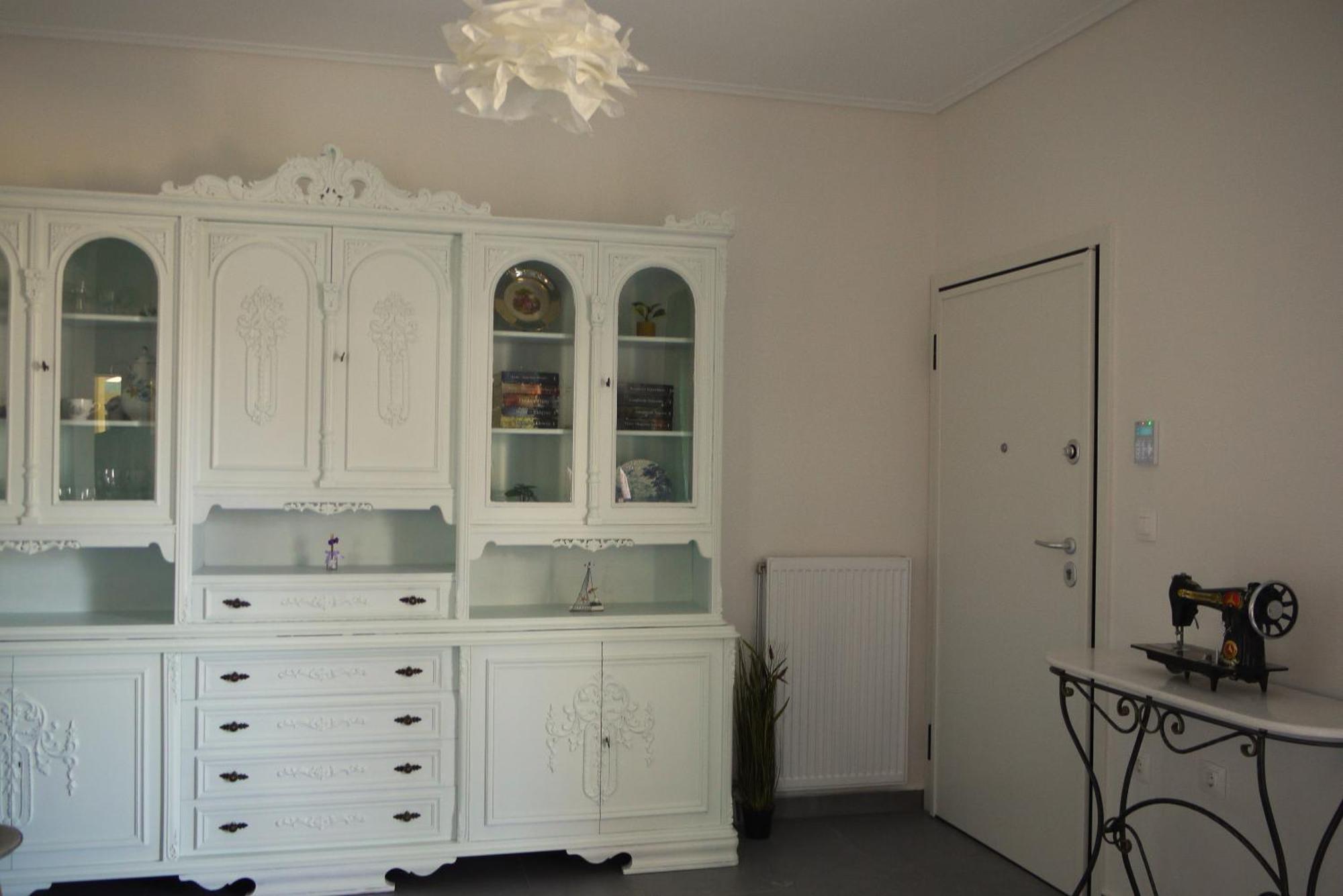 Appartement Nelli's Near The Airport, Sea And Port Artemi